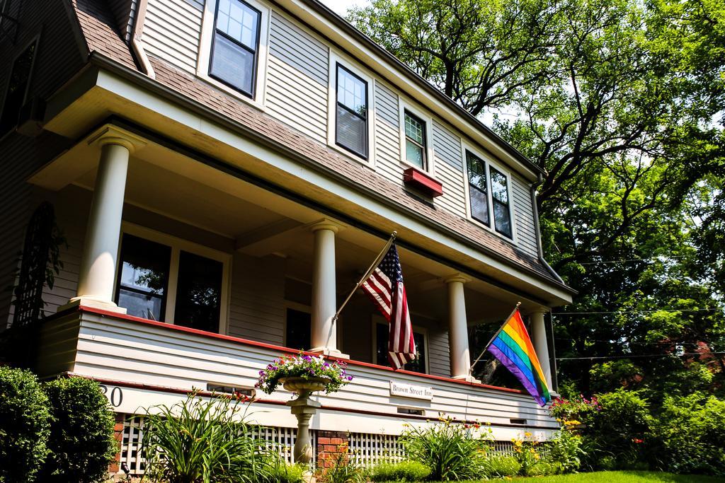 Brown Street Inn Bed And Breakfast 아이오와시티 외부 사진